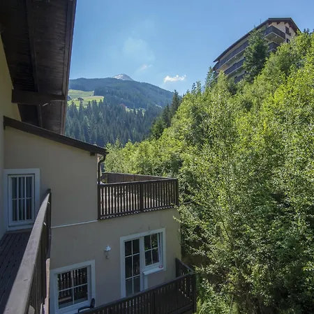 Lägenhet Beautiful With Scenic Balcony Bad Gastein